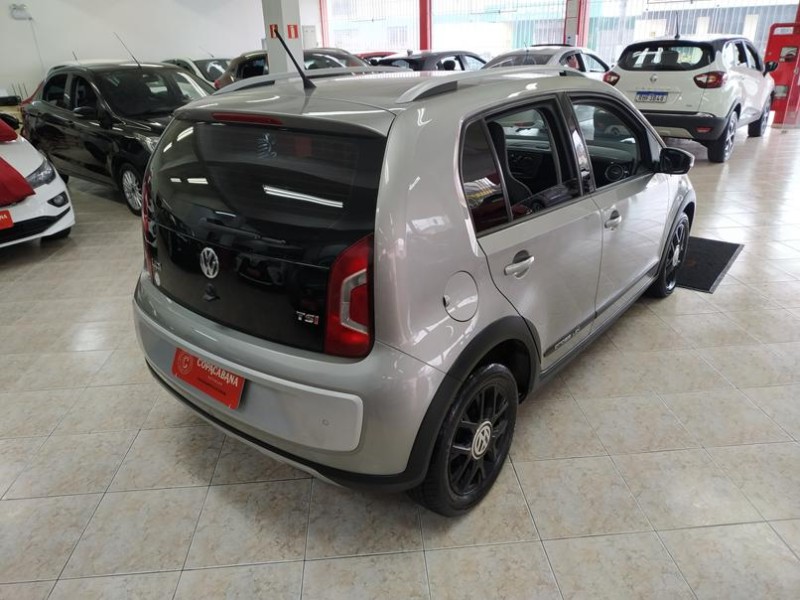 UP 1.0 TSI CROSS 12V FLEX 4P MANUAL - 2017 - CAXIAS DO SUL