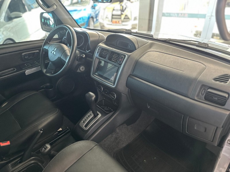 PAJERO TR4 2.0 4X4 16V 140CV FLEX 4P AUTOMÁTICO - 2010 - CAXIAS DO SUL