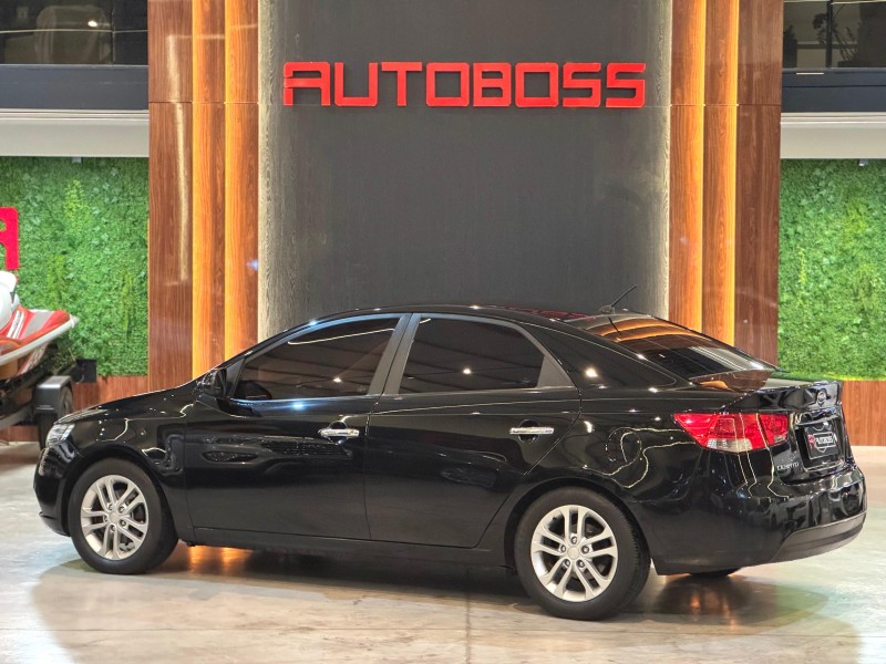 CERATO 1.6 EX3 SEDAN 16V GASOLINA 4P MANUAL - 2011 - NOVO HAMBURGO