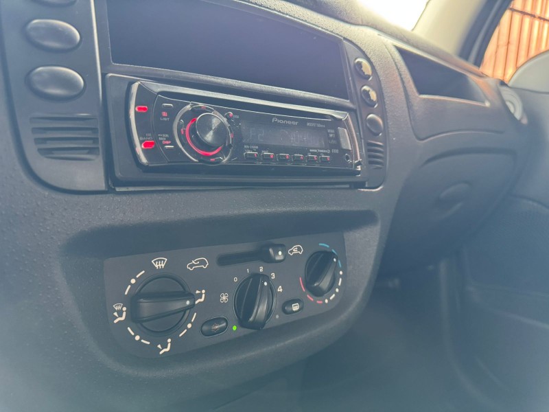 C3 1.4 I GLX 8V GASOLINA 4P MANUAL - 2008 - CAXIAS DO SUL