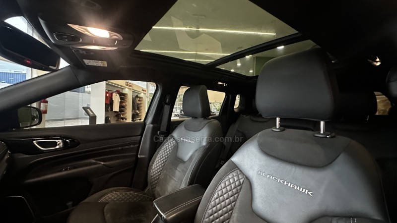 COMPASS 2.0 HURRICANE BLACKHAWK 4X4 TURBO GASOLINA 4P AUTOMÁTICO - 2025 - CAXIAS DO SUL