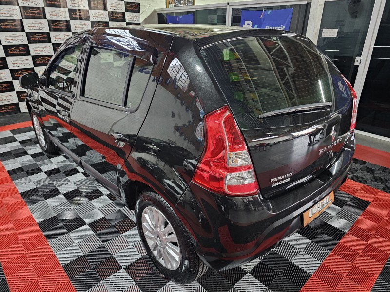 SANDERO 1.6 PRIVILÉGE 16V FLEX 4P AUTOMÁTICO - 2013 - CAXIAS DO SUL