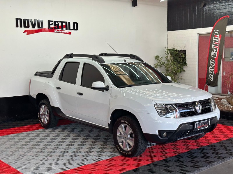 DUSTER OROCH 1.6 16V FLEX EXPRESSION 4P MANUAL - 2016 - CAXIAS DO SUL