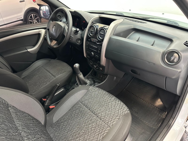 DUSTER OROCH 1.6 16V FLEX EXPRESSION 4P MANUAL - 2016 - CAXIAS DO SUL