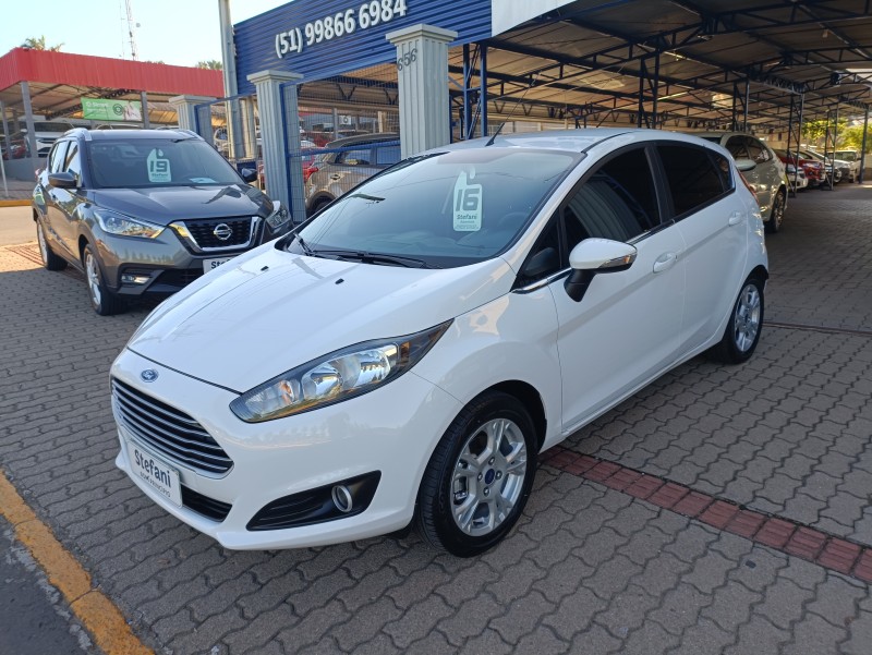 fiesta 1.6 se hatch 16v flex 4p manual 2016 bom principio