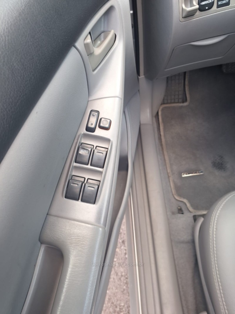 FIELDER 1.8 16V GASOLINA 4P AUTOMÁTICO - 2006 - BENTO GONçALVES