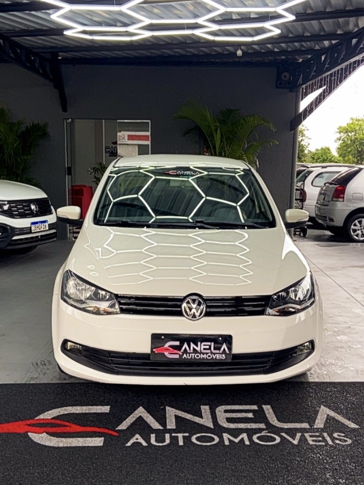 VOYAGE 1.0 MI COMFORTLINE 8V FLEX 4P MANUAL - 2015 - CANELA