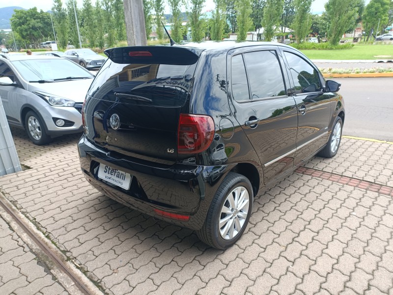 FOX 1.6 MI PRIME 8V FLEX 4P MANUAL - 2011 - BOM PRINCíPIO