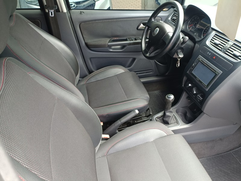 FOX 1.6 MI PRIME 8V FLEX 4P MANUAL - 2011 - BOM PRINCíPIO