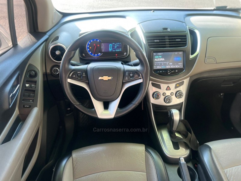 TRACKER 1.8 MPFI LTZ 4X2 16V FLEX 4P AUTOMÁTICO - 2014 - MONTENEGRO