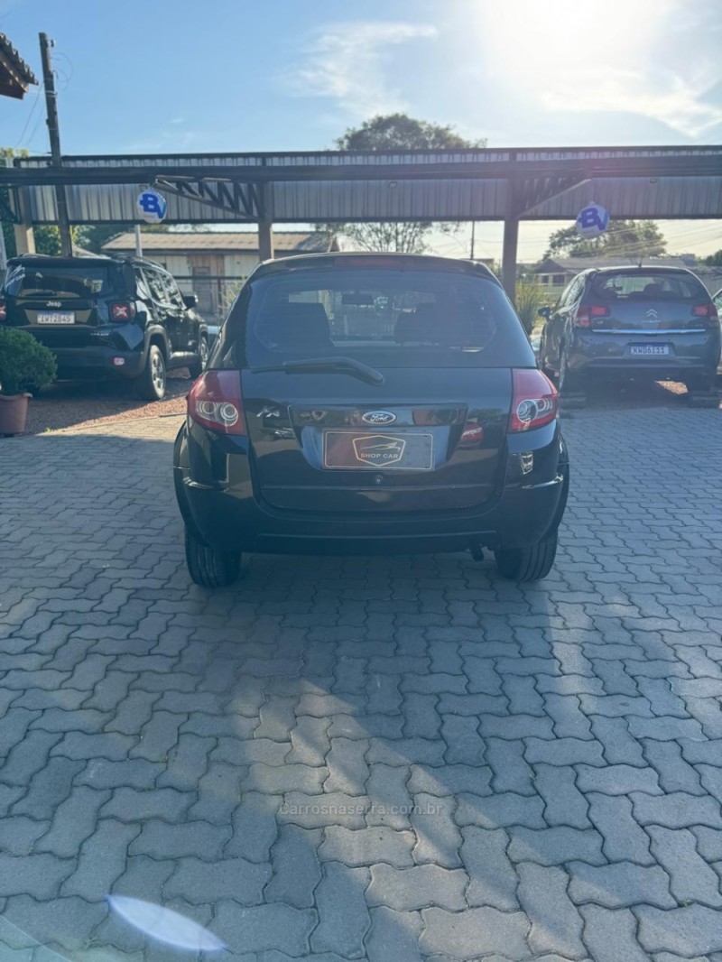 KA 1.0 MPI CLASS 8V FLEX 2P MANUAL - 2011 - MONTENEGRO