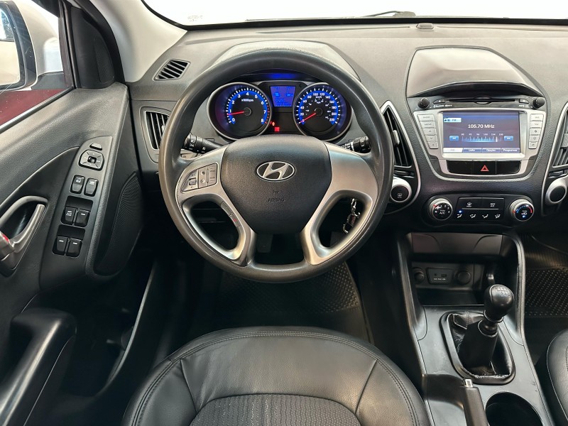 IX35 2.0 MPI 4X2 16V FLEX 4P MANUAL - 2012 - CAXIAS DO SUL