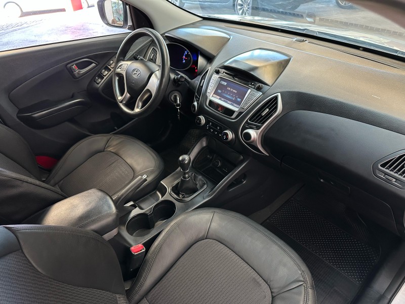 IX35 2.0 MPI 4X2 16V FLEX 4P MANUAL - 2012 - CAXIAS DO SUL