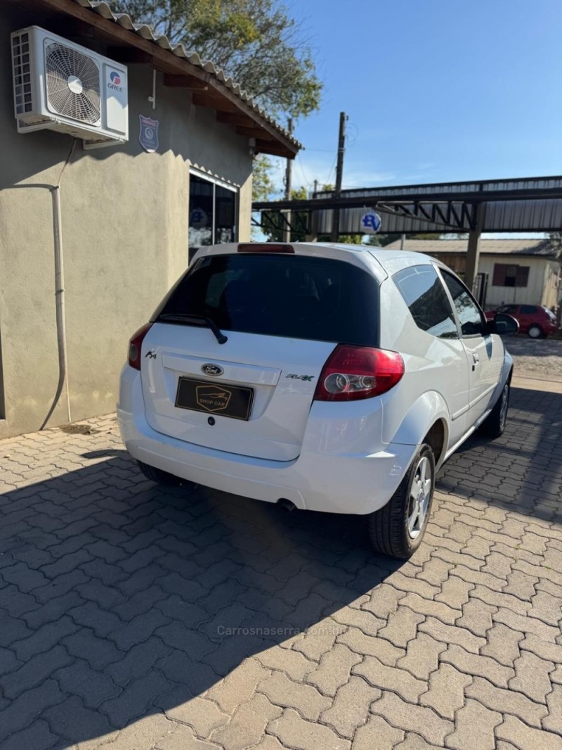 KA 1.0 MPI CLASS 8V FLEX 2P MANUAL - 2009 - MONTENEGRO