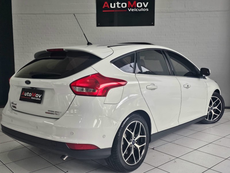 FOCUS 2.0 TITANIUM PLUS HATCH 16V FLEX 4P AUTO - 2016 - CAXIAS DO SUL