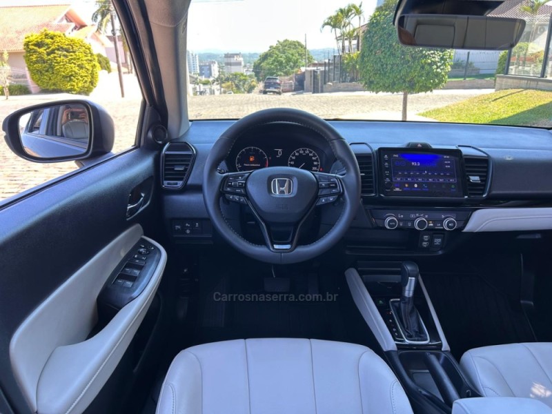 CITY 1.5 SEDAN TOURING 16V FLEX 4P AUTOMÁTICO - 2024 - VENâNCIO AIRES