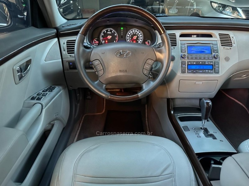 AZERA 3.0 MPFI GLS V6 24V GASOLINA 4P AUTOMÁTICO - 2009 - CAMPO BOM