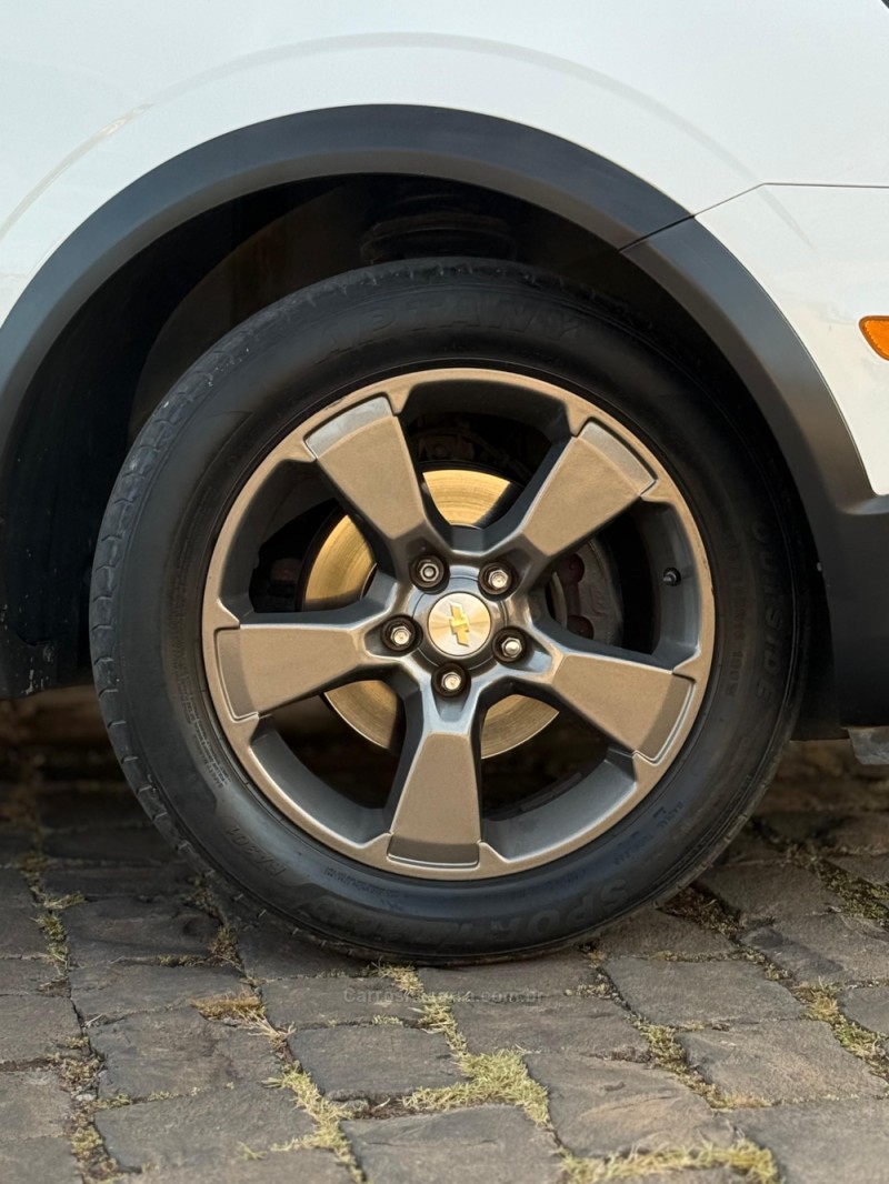 CAPTIVA 2.4 FWD SPORT 16V GASOLINA 4P AUTOMÁTICO - 2016 - VENâNCIO AIRES