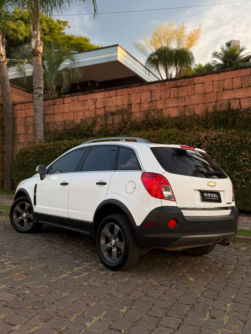 CAPTIVA 2.4 FWD SPORT 16V GASOLINA 4P AUTOMÁTICO - 2016 - VENâNCIO AIRES
