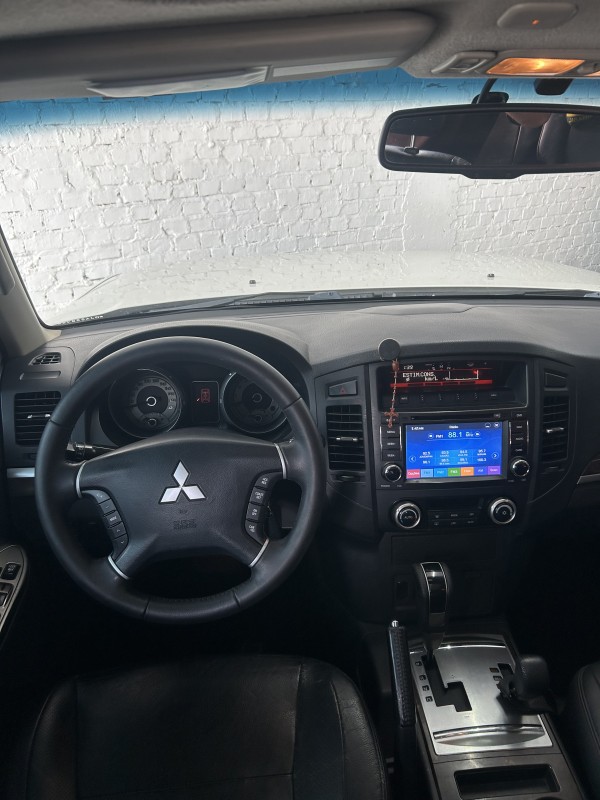 PAJERO FULL 3.2 HPE 4X4 16V TURBO INTERCOOLER DIESEL 4P AUTOMÁTICO - 2013 - CAXIAS DO SUL