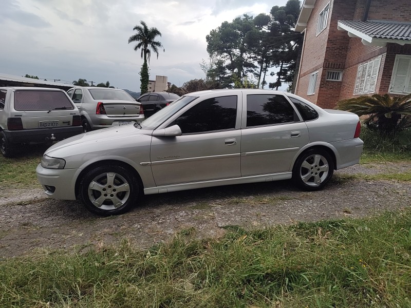 VECTRA 2.2 MPFI CHALLENGE 16V GASOLINA 4P MANUAL - 2002 - CAXIAS DO SUL