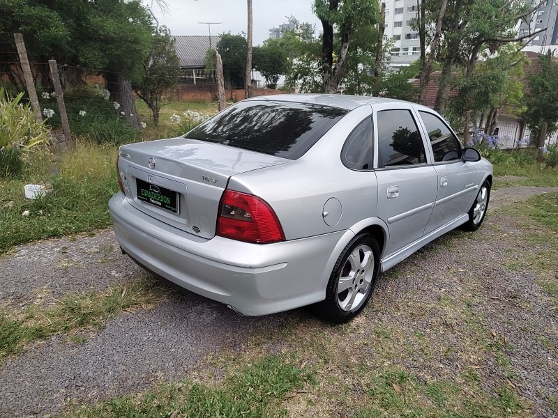 VECTRA 2.2 MPFI CHALLENGE 16V GASOLINA 4P MANUAL - 2002 - CAXIAS DO SUL