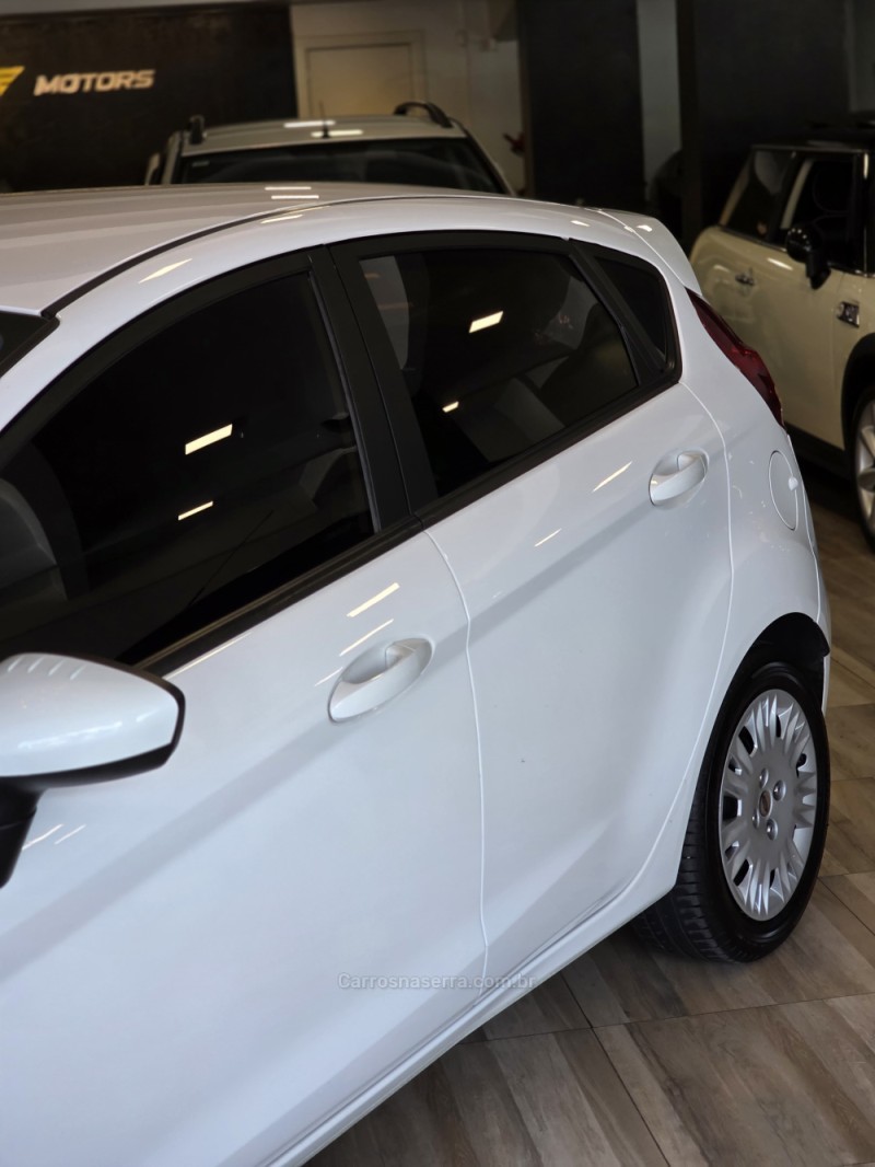 FIESTA 1.6 SE HATCH 16V FLEX 4P AUTOMÁTICO - 2018 - CAXIAS DO SUL