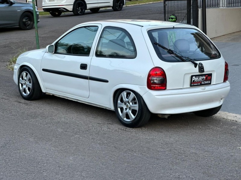 CORSA 1.0 EFI WIND 8V GASOLINA 4P MANUAL - 2002 - NOVO HAMBURGO