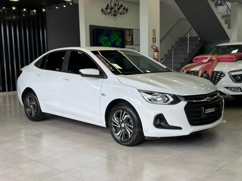 ONIX 1.0 LT 12V TURBO FLEX 4P MANUAL - 2024 - DOIS IRMãOS