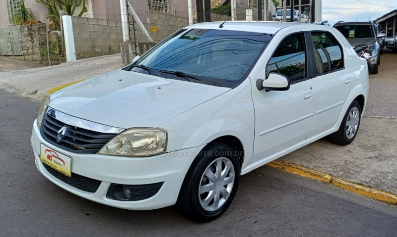 LOGAN 1.6 EXPRESSION 8V FLEX 4P MANUAL - 2013 - FARROUPILHA