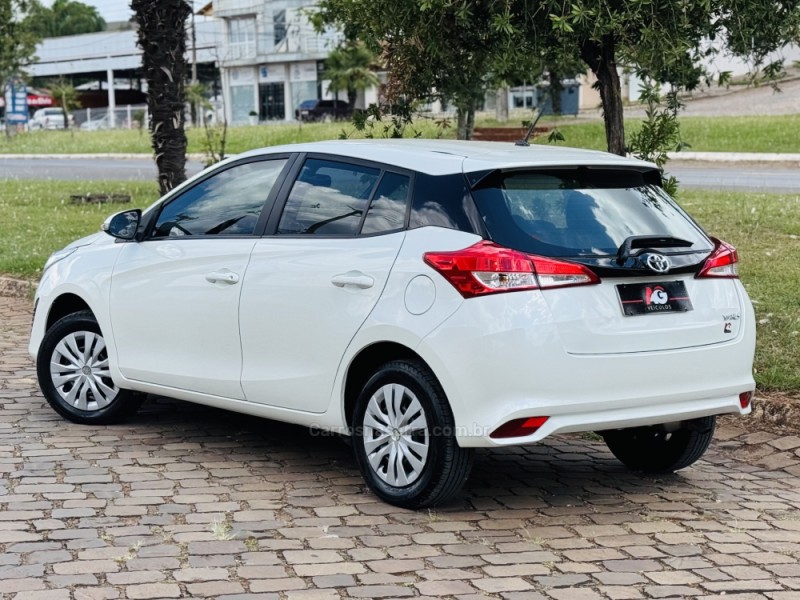 YARIS 1.3 XL LIVE 16V FLEX 4P AUTOMÁTICO - 2020 - CASCA