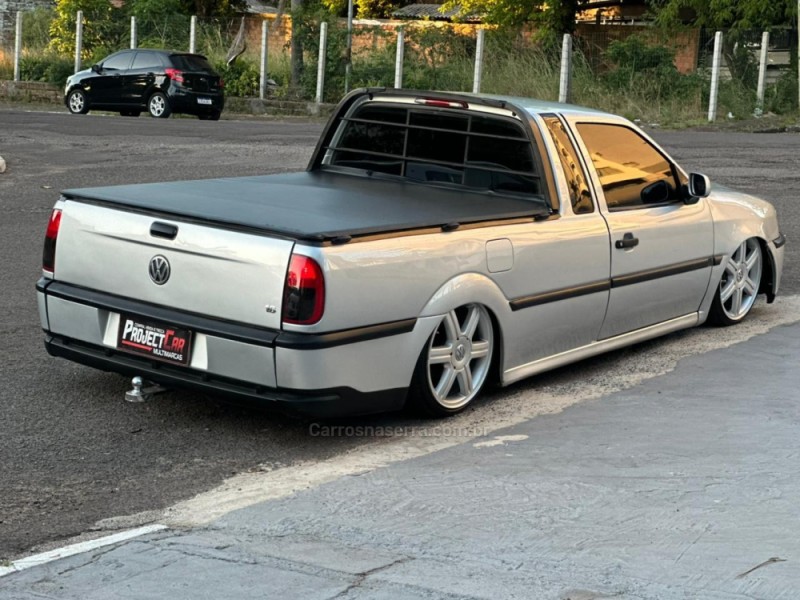 SAVEIRO 1.6 MI CS 8V GASOLINA 2P MANUAL G.III - 2002 - NOVO HAMBURGO