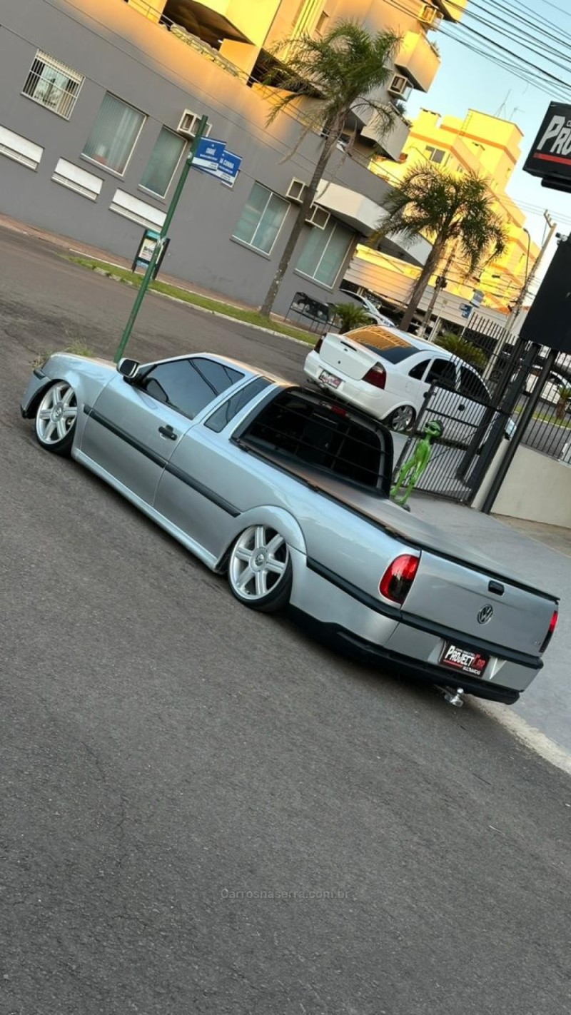 SAVEIRO 1.6 MI CS 8V GASOLINA 2P MANUAL G.III - 2002 - NOVO HAMBURGO