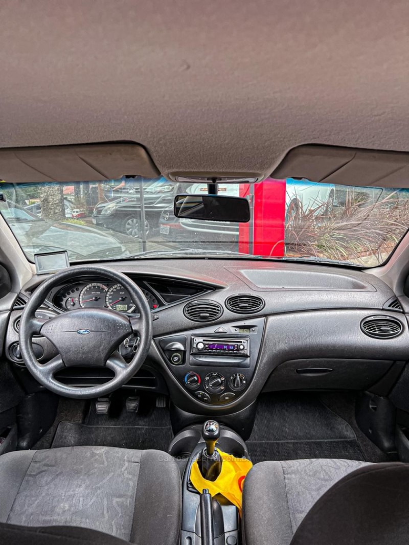 FOCUS 1.6 GL 8V FLEX 4P MANUAL - 2008 - CANELA