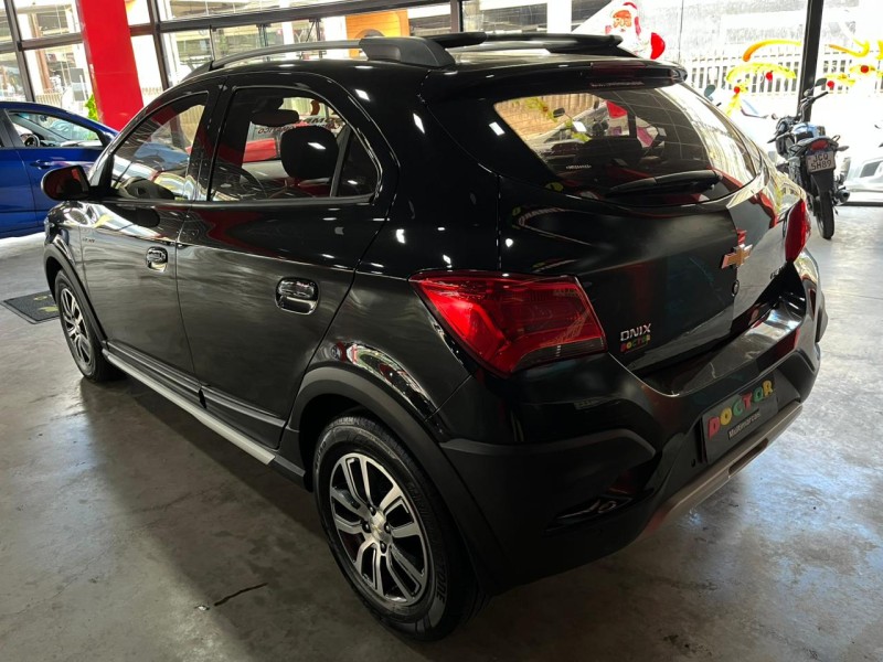 ONIX 1.4 MPFI ACTIV 8V FLEX 4P AUTOMÁTICO - 2017 - SãO LEOPOLDO