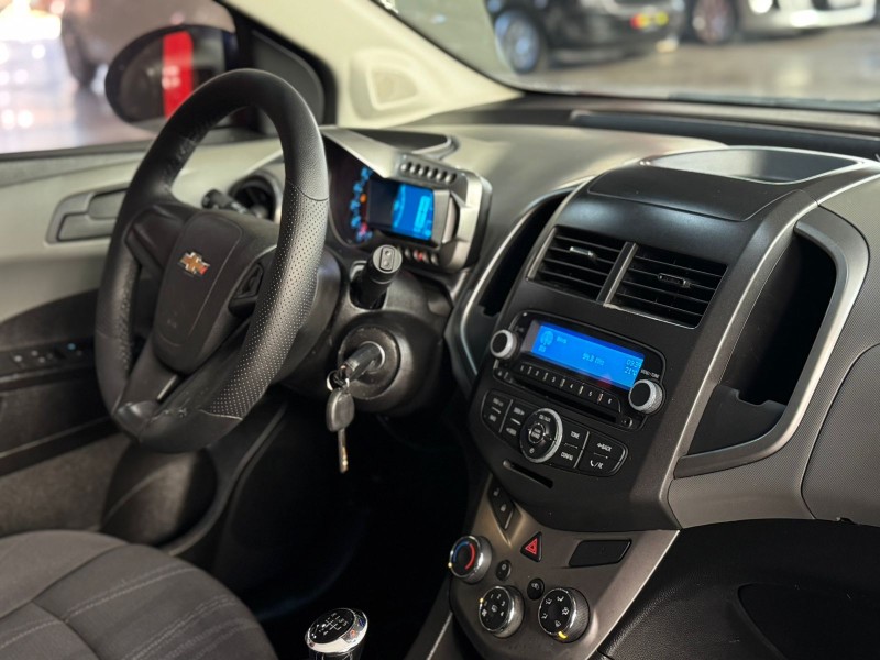 SONIC 1.6 LT 16V FLEX 4P MANUAL - 2013 - SãO LEOPOLDO