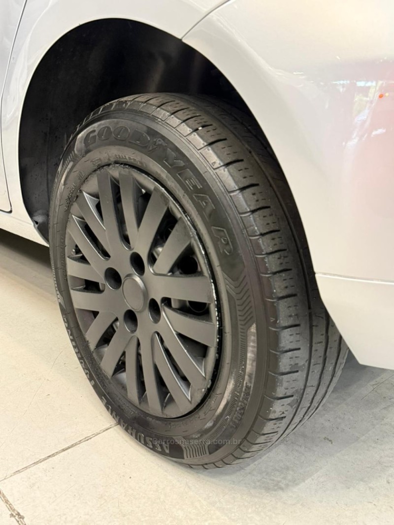 GOL 1.0 MI 8V FLEX 4P MANUAL G.V - 2010 - CAXIAS DO SUL