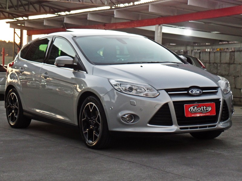 FOCUS 2.0 TITANIUM PLUS HATCH 16V FLEX 4P AUTO - 2015 - CAXIAS DO SUL