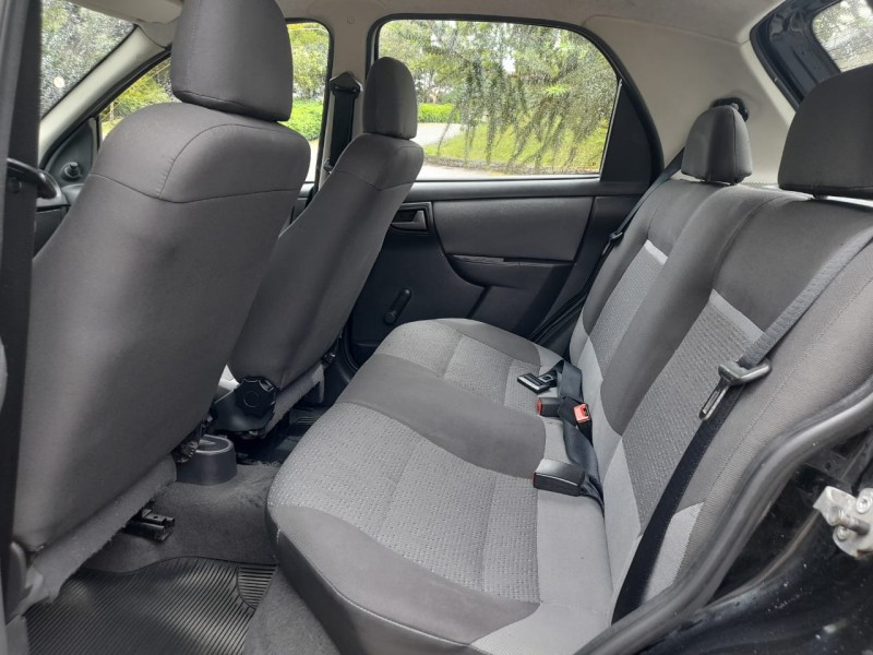 CELTA 1.0 MPFI LT 8V FLEX 4P MANUAL - 2012 - FARROUPILHA