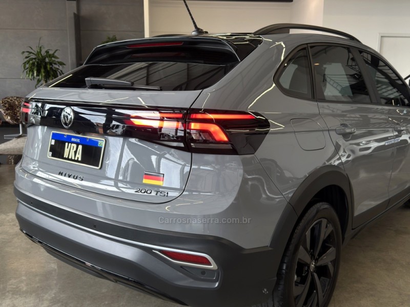 NIVUS 1.0 200 TSI HIGHLINE LAUNCHING EDITION TOTAL FLEX 4P AUTOMÁTICO - 2022 - BENTO GONçALVES
