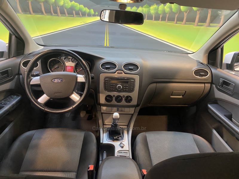 FOCUS 1.6 GLX 16V FLEX 4P MANUAL - 2013 - BENTO GONçALVES