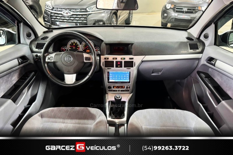 VECTRA 2.0 MPFI ELEGANCE 8V 140CV FLEX 4P MANUAL - 2009 - BENTO GONçALVES