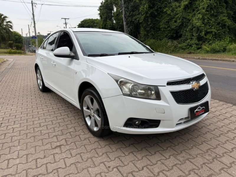CRUZE 1.8 LT 16V FLEX 4P AUTOMÁTICO - 2014 - IVOTI