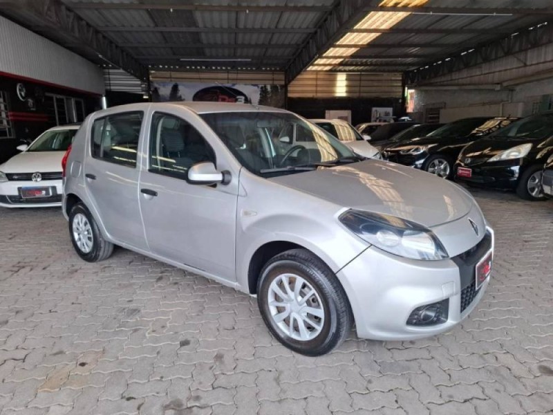 SANDERO 1.0 EXPRESSION 16V FLEX 4P MANUAL - 2014 - CAXIAS DO SUL