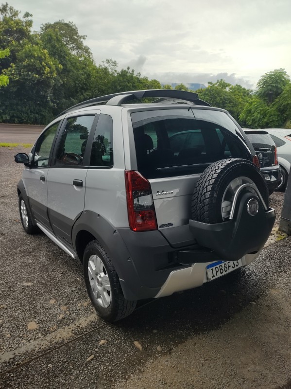 IDEA 1.8 MPI ADVENTURE LOCKER 8V FLEX 4P MANUAL - 2009 - VALE REAL