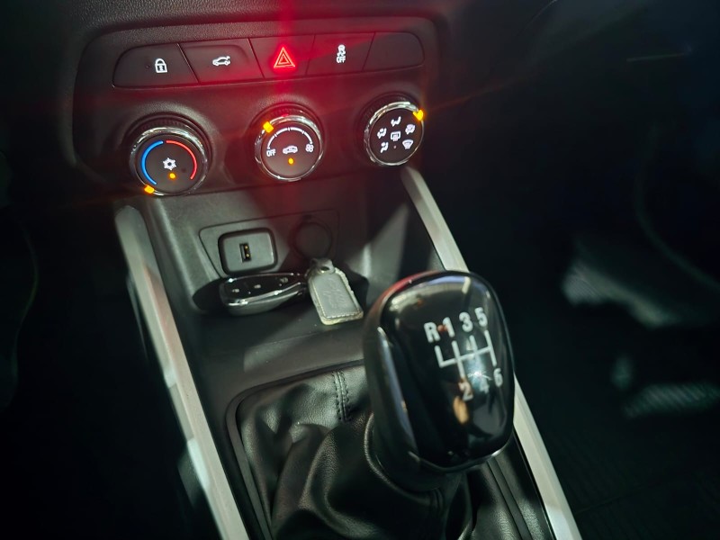 ONIX 1.0 SEDAN PLUS LT 12V FLEX 4P MANUAL - 2021 - CAXIAS DO SUL