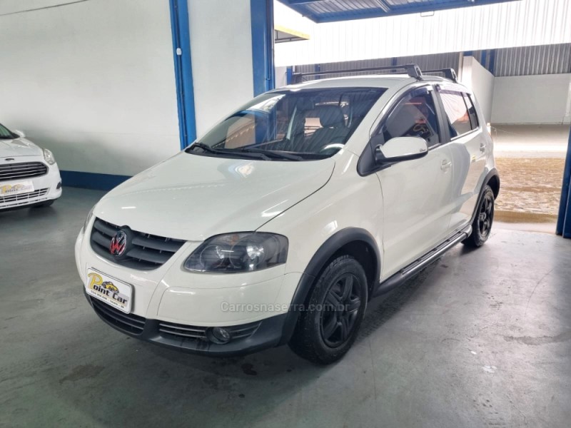 FOX 1.0 MI SUNRISE 8V FLEX 4P MANUAL - 2010 - VACARIA