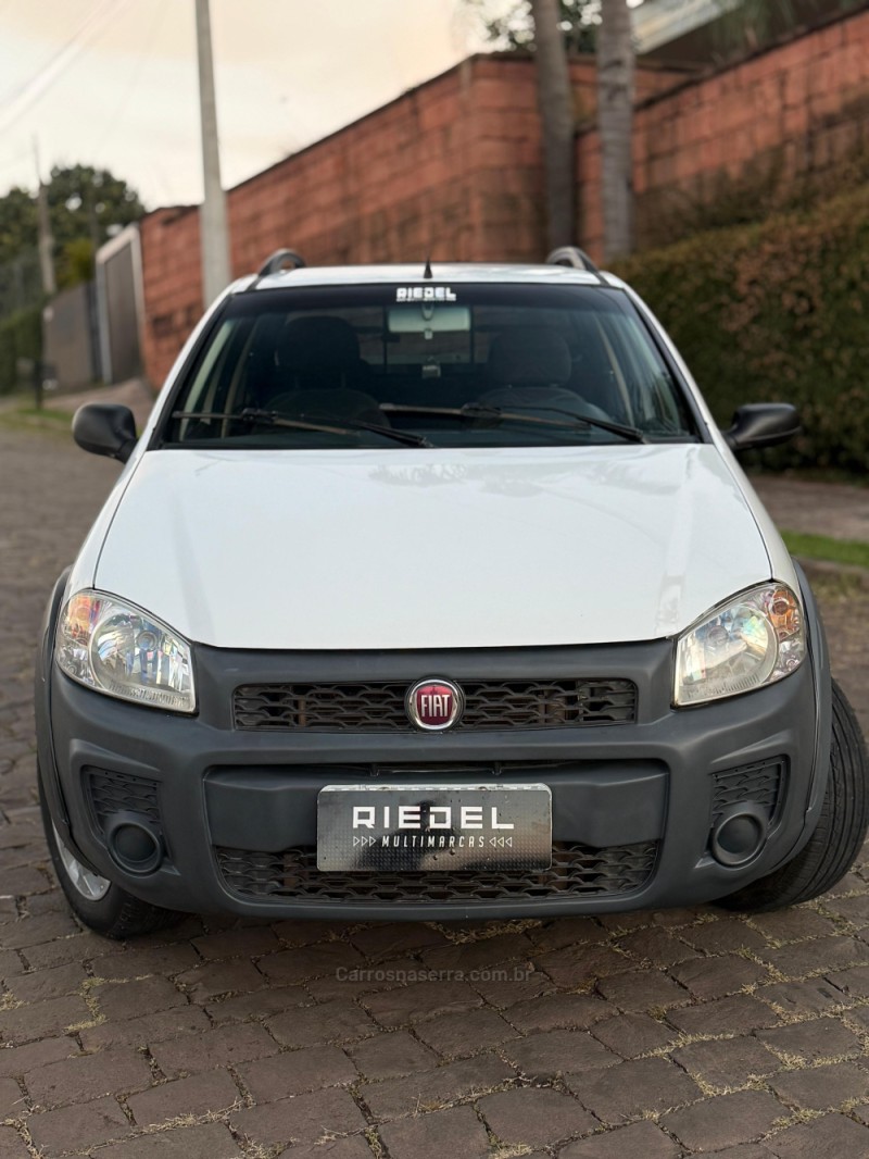 STRADA 1.4 MPI WORKING CD 8V FLEX 3P MANUAL - 2015 - VENâNCIO AIRES