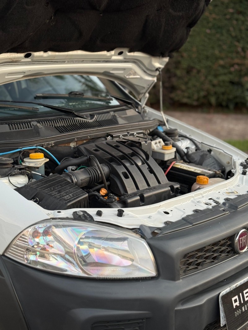 STRADA 1.4 MPI WORKING CD 8V FLEX 3P MANUAL - 2015 - VENâNCIO AIRES