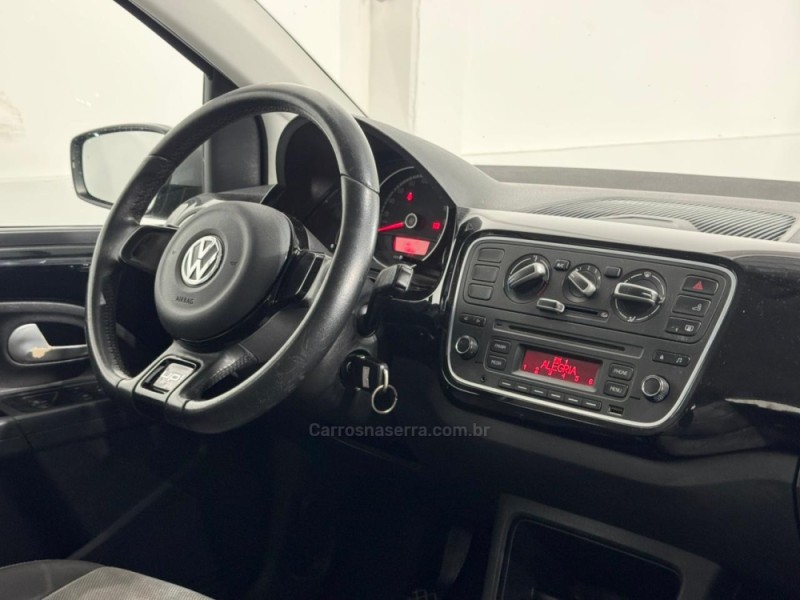 UP 1.0 MPI RUN UP 12V FLEX 4P MANUAL - 2015 - ESTâNCIA VELHA